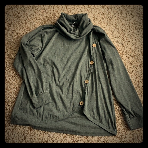 Gray cowl neck top - Picture 1 of 4